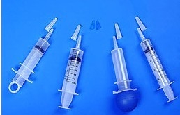 高いポーランドの医学の射出成形、PPのPEのPCポリ塩化ビニール医学の部品のためのプラスチック型メーカー