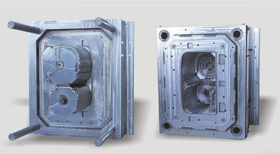 専門の高精度な精密射出成形の冷たいランナー/熱いランナー型